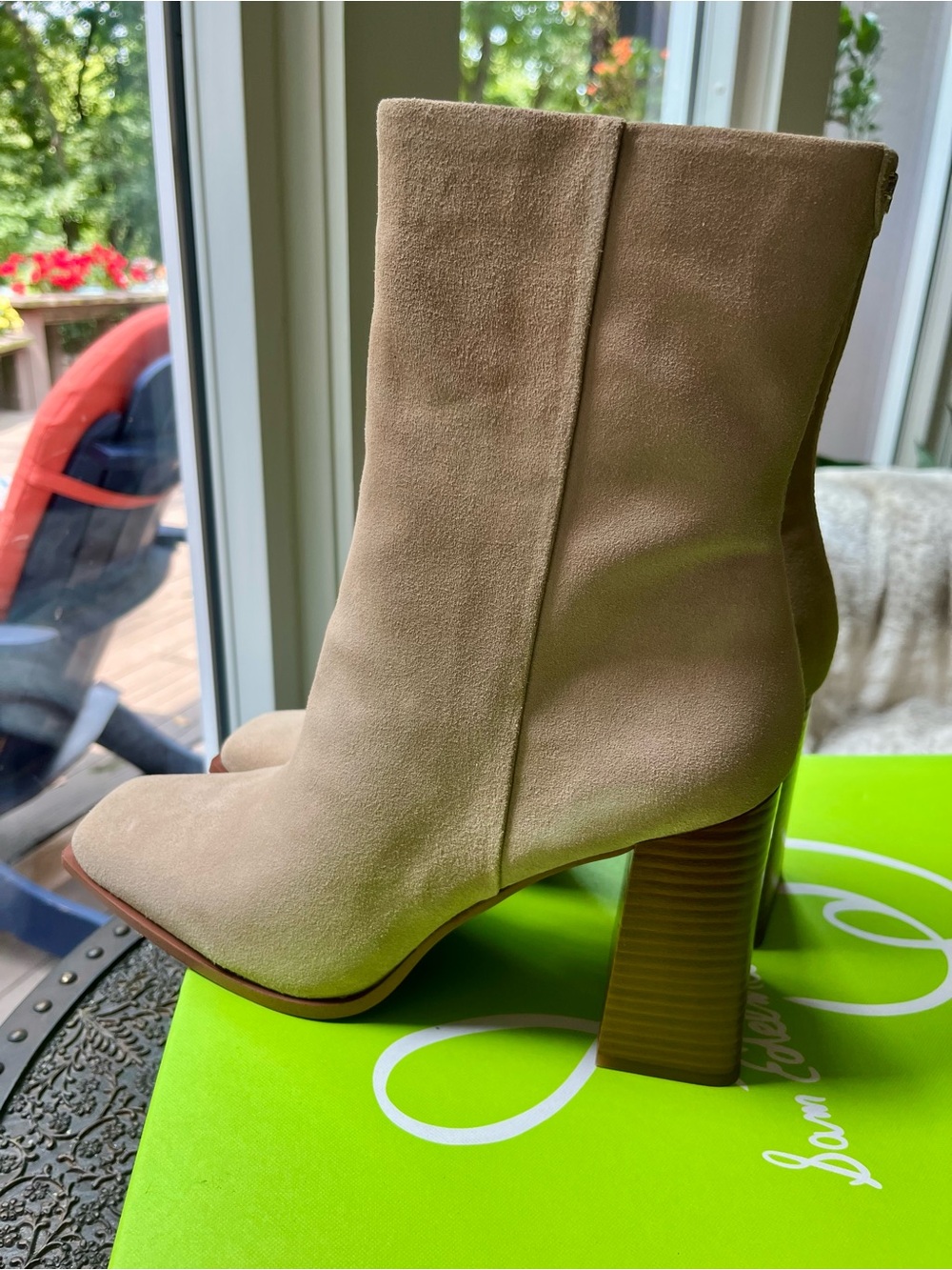 SAM EDELMAN IVETTE SESAME SUEDE ANKLE BOOTS 10
